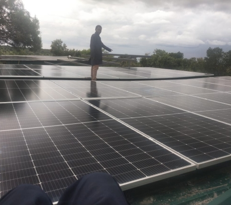 SISTEMA DE ALMACENAMIENTO BESS DE 100KW + 150KWH EN KENIA
